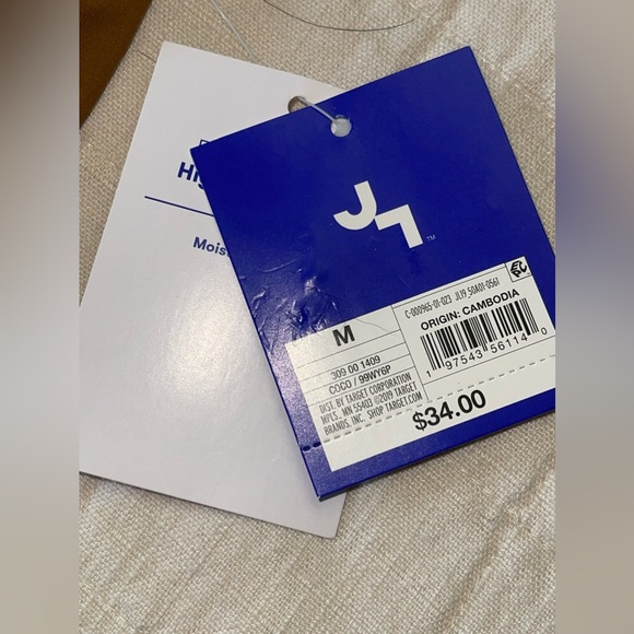 set - Picture 5 of 5